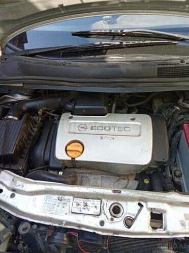 Opel Zafira 2005, 215,000 km - 1.6 l - Bakı