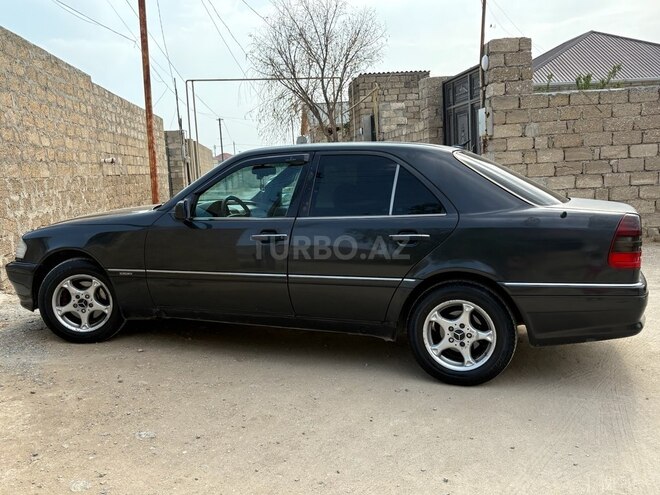 Mercedes C 180 1995, 445,543 km - 1.8 л - Bakı