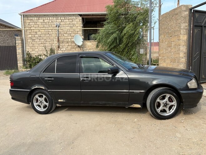 Mercedes C 180 1995, 445,543 km - 1.8 л - Bakı