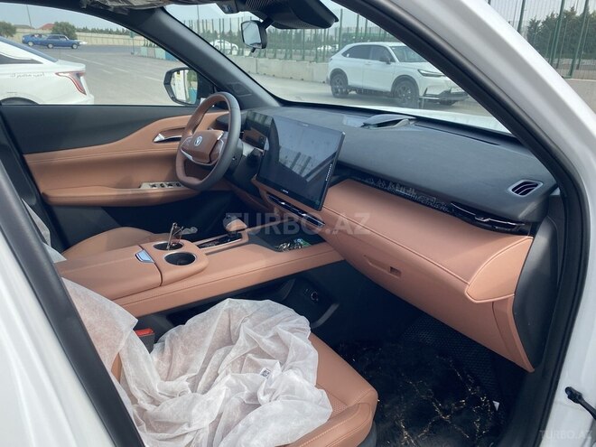 Changan  2025, 300 km - 1.5 l - Bakı