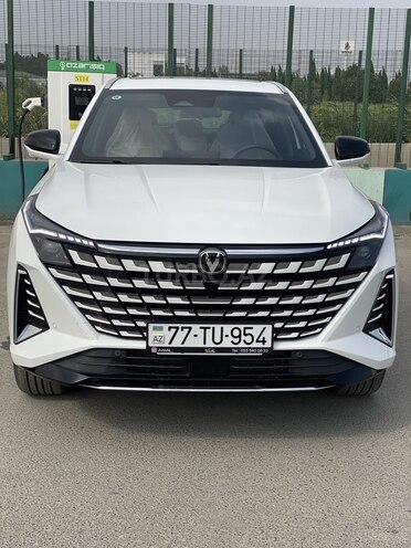 Changan  2025, 300 km - 1.5 l - Bakı