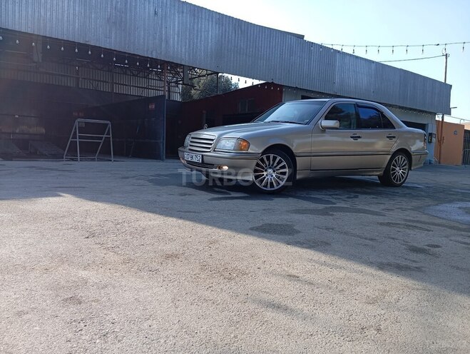 Mercedes C 230 1999, 180,352 km - 2.3 l - Bakı