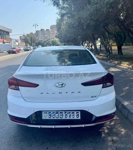 Hyundai Elantra 2019, 100,000 km - 1.6 l - Bakı