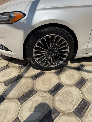 Ford Fusion (North America) 2013, 270,000 km - 2.0 л - Bakı