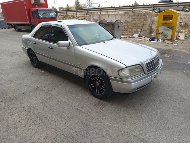 Mercedes C 200 1996, 228,000 km - 2.0 л - Bakı