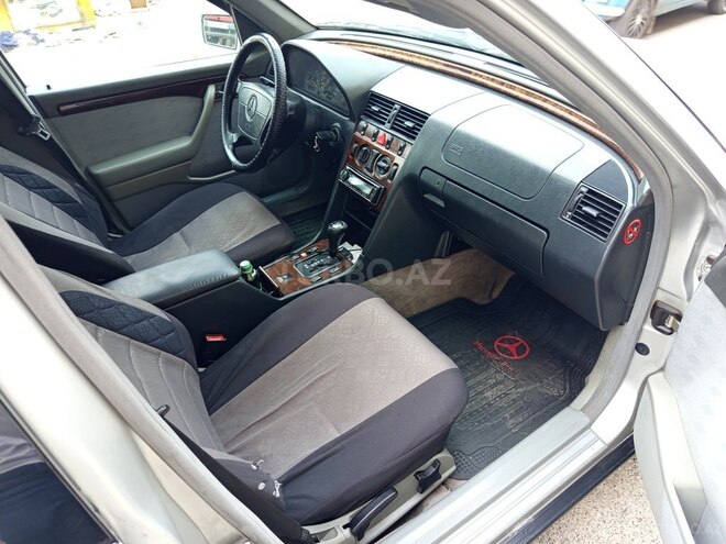 Mercedes C 200 1996, 228,000 km - 2.0 л - Bakı