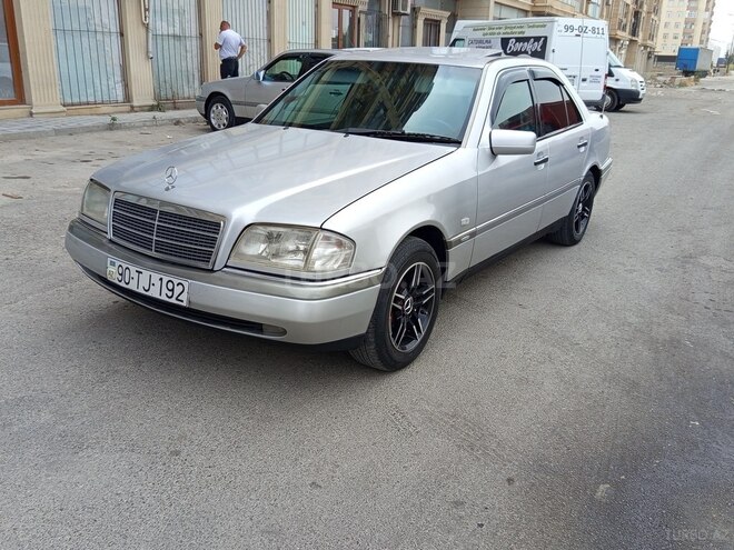 Mercedes C 200 1996, 228,000 km - 2.0 л - Bakı