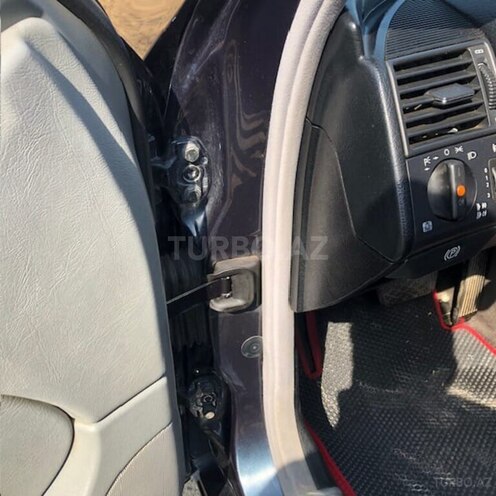Mercedes C 200 1999, 195,000 km - 2.0 л - Yardımlı