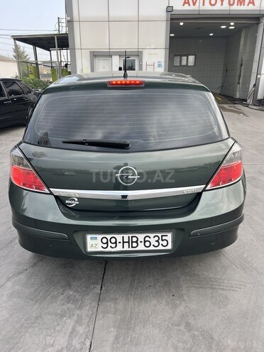 Opel Astra 2010, 285,000 km - 1.9 l - Bakı