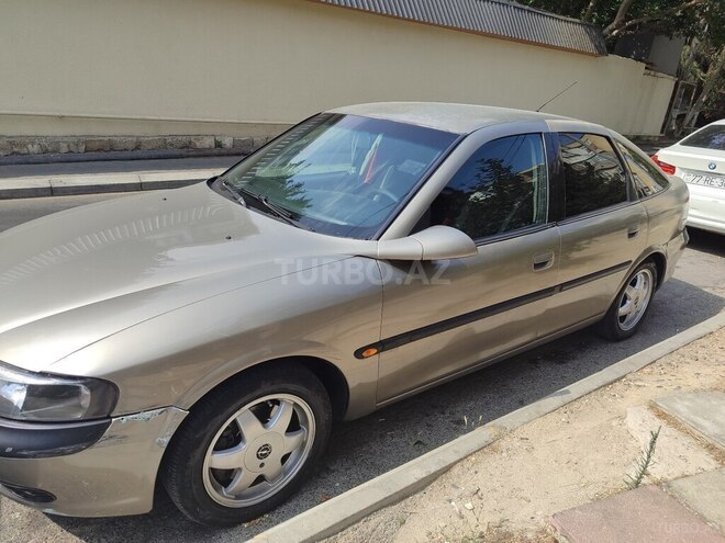 Opel Vectra 1997, 520,198 km - 2.0 l - Bakı