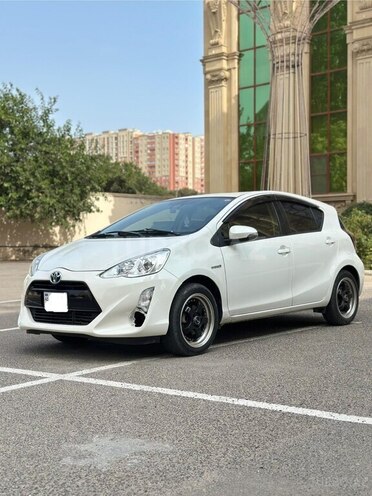 Toyota Aqua 2016, 85,000 km - 1.5 l - Bakı