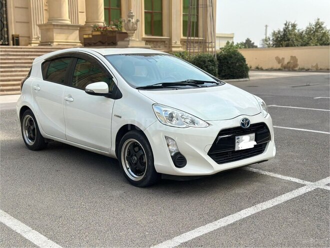 Toyota Aqua 2016, 85,000 km - 1.5 l - Bakı