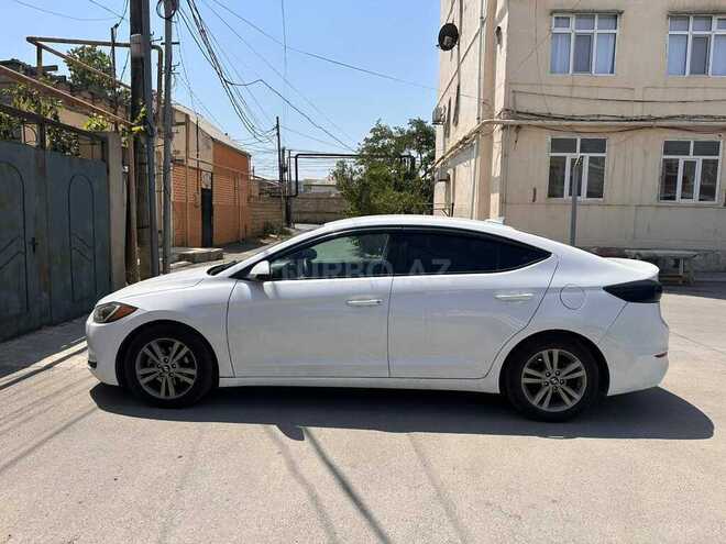 Hyundai Elantra 2016, 157,405 km - 2.0 л - Bakı