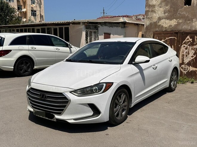 Hyundai Elantra 2016, 157,405 km - 2.0 л - Bakı
