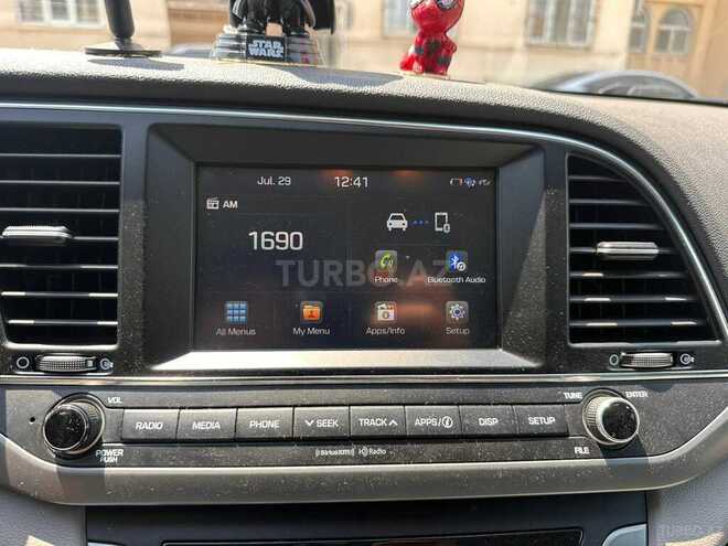 Hyundai Elantra 2016, 157,405 km - 2.0 л - Bakı