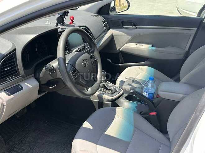 Hyundai Elantra 2016, 157,405 km - 2.0 л - Bakı
