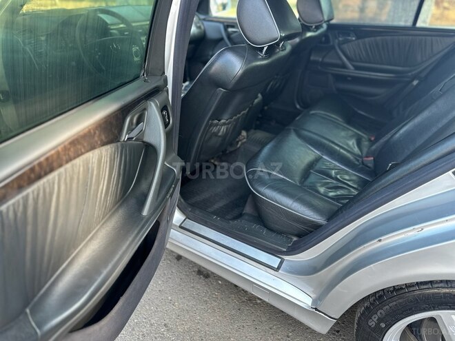 Mercedes E 270 2000, 350,580 km - 2.7 l - Bakı