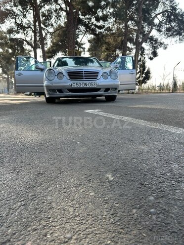 Mercedes E 270 2000, 350,580 km - 2.7 l - Bakı