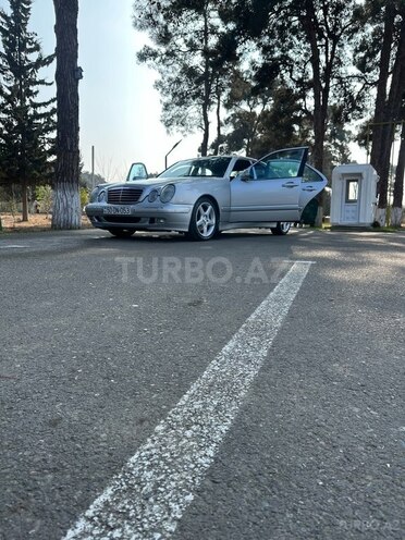 Mercedes E 270 2000, 350,580 km - 2.7 l - Bakı