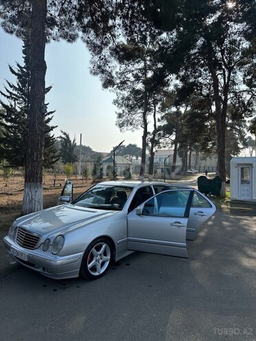 Mercedes E 270 2000, 350,580 km - 2.7 l - Bakı