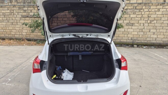 Hyundai i30 2012, 226,000 km - 1.6 l - Bakı
