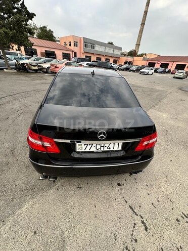 Mercedes E 200 2010, 227,500 km - 1.8 л - Bakı