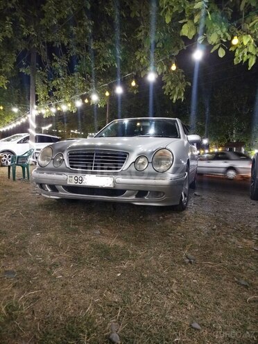 Mercedes E 270 1999, 300,000 km - 2.7 l - Zaqatala