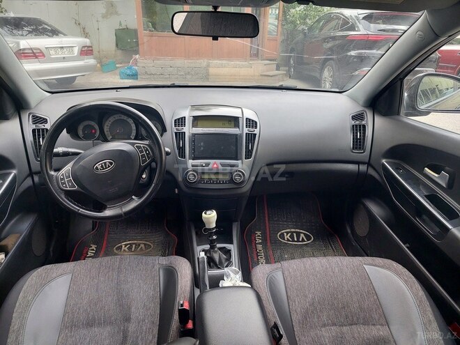 Kia Ceed 2009, 380,000 km - 1.6 л - Bakı