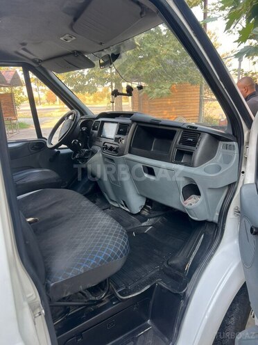 Ford Transit 2008, 332,456 km - 2.4 л - Yevlax