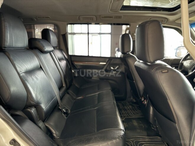 Mitsubishi Pajero 2008, 187,000 km - 3.0 l - Bakı
