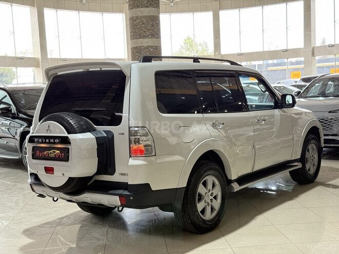 Mitsubishi Pajero 2008, 187,000 km - 3.0 l - Bakı