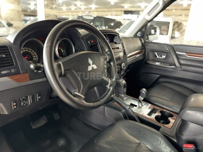 Mitsubishi Pajero 2008, 187,000 km - 3.0 l - Bakı