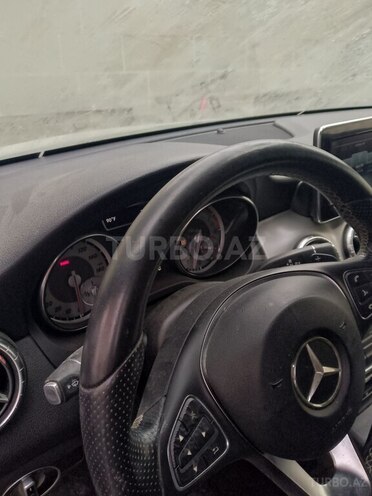 Mercedes CLA 250 4MATIC 2017, 133,576 km - 2.0 л - Bakı