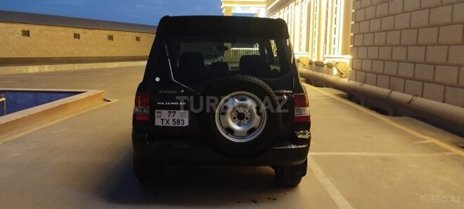 Mitsubishi Pajero io 2001, 318,000 km - 2.0 l - Bakı