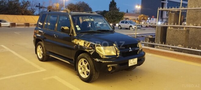 Mitsubishi Pajero io 2001, 318,000 km - 2.0 l - Bakı