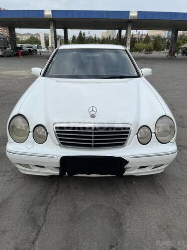 Mercedes E 320 2001, 480,000 km - 3.2 l - Bakı