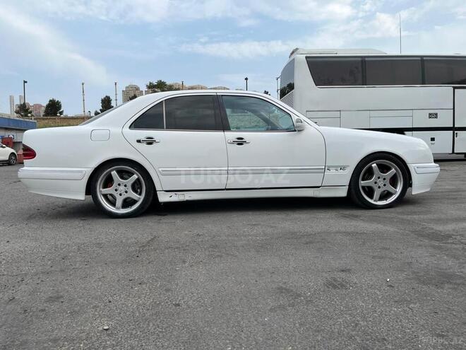 Mercedes E 320 2001, 480,000 km - 3.2 l - Bakı