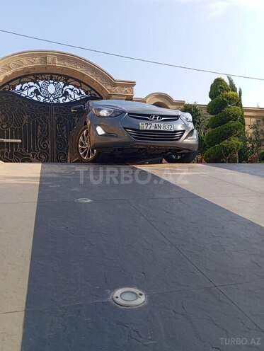 Hyundai Elantra 2015, 160,000 km - 1.8 л - Bərdə