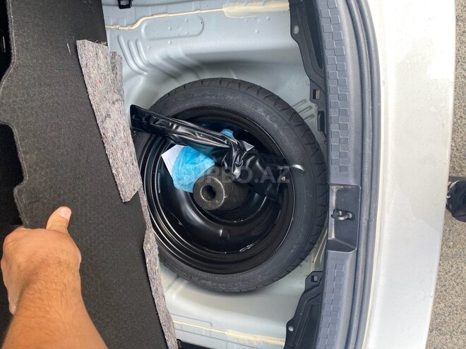 Toyota Aqua 2018, 110,000 km - 1.5 l - Gəncə