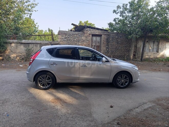 Hyundai i30 2011, 234,000 km - 1.6 l - Gəncə