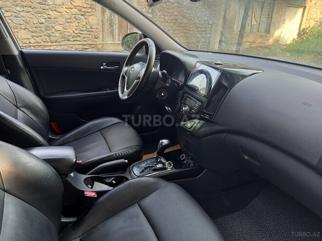 Hyundai i30 2011, 234,000 km - 1.6 l - Gəncə