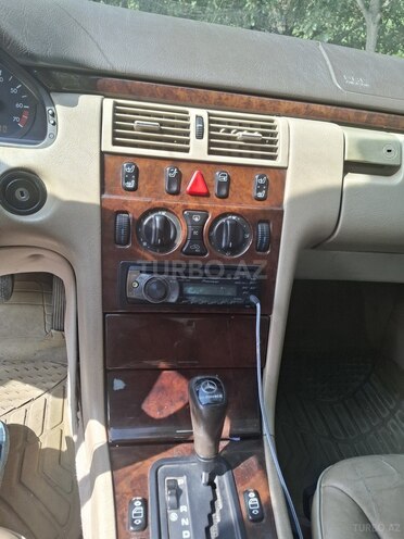 Mercedes E 230 1996, 395,785 km - 2.3 l - Bakı