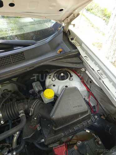 Nissan X-Trail 2002, 321,469 km - 2.0 l - Füzuli