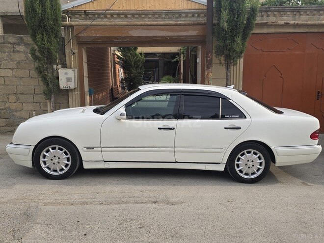 Mercedes E 240 1998, 344,000 km - 2.4 l - Bakı
