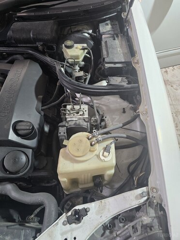 Mercedes E 240 1998, 344,000 km - 2.4 l - Bakı