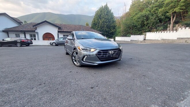 Hyundai Elantra 2016, 117,300 km - 2.0 l - Şəki