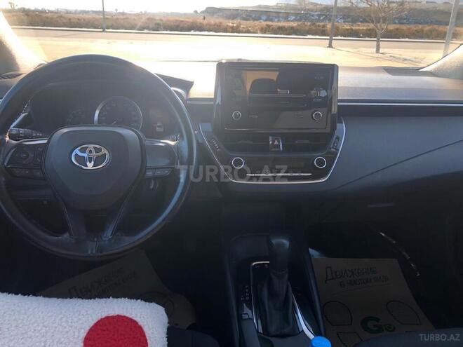 Toyota Corolla 2019, 111,000 km - 1.6 l - Bakı