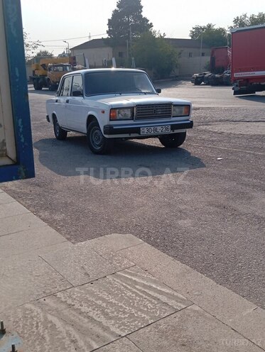 LADA (VAZ) 2107 2005, 255,000 km - 1.6 l - Salyan