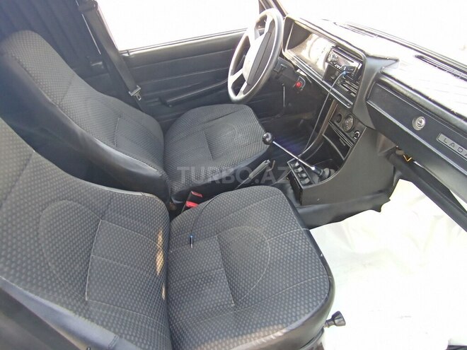 LADA (VAZ) 2107 2005, 255,000 km - 1.6 l - Salyan