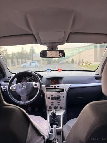 Opel Astra 2008, 400,000 km - 1.3 l - Astara